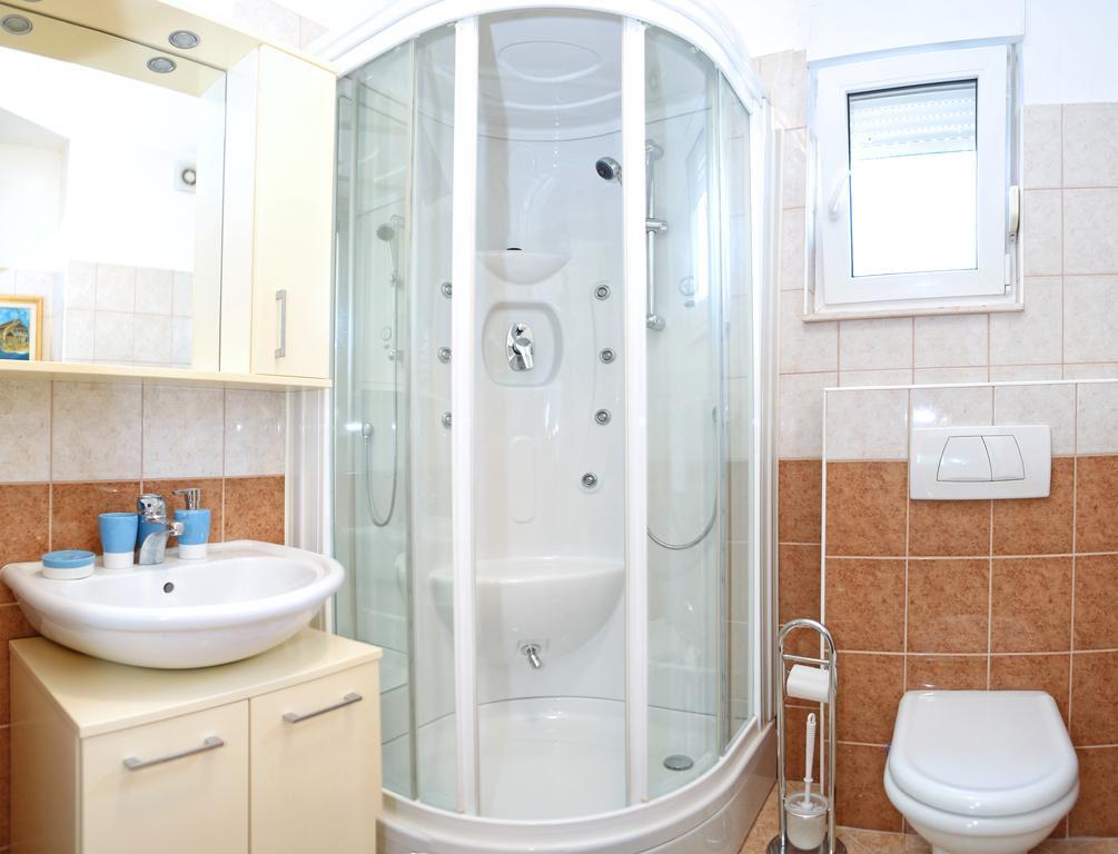 City Gallery Apartment Zadar Buitenkant foto